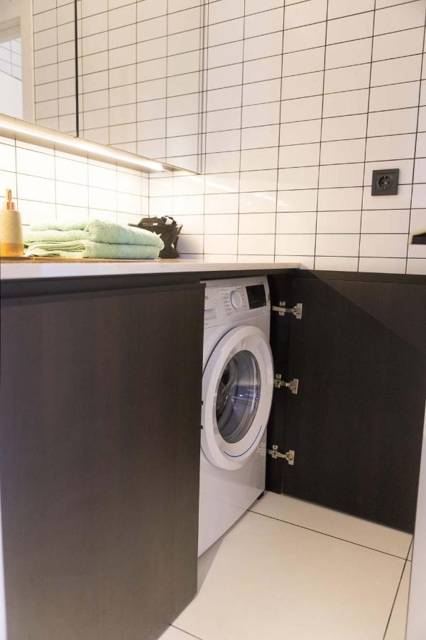 Stylish 1 Bedroom Studio Near Most City Dnyipropetrovszk Kültér fotó